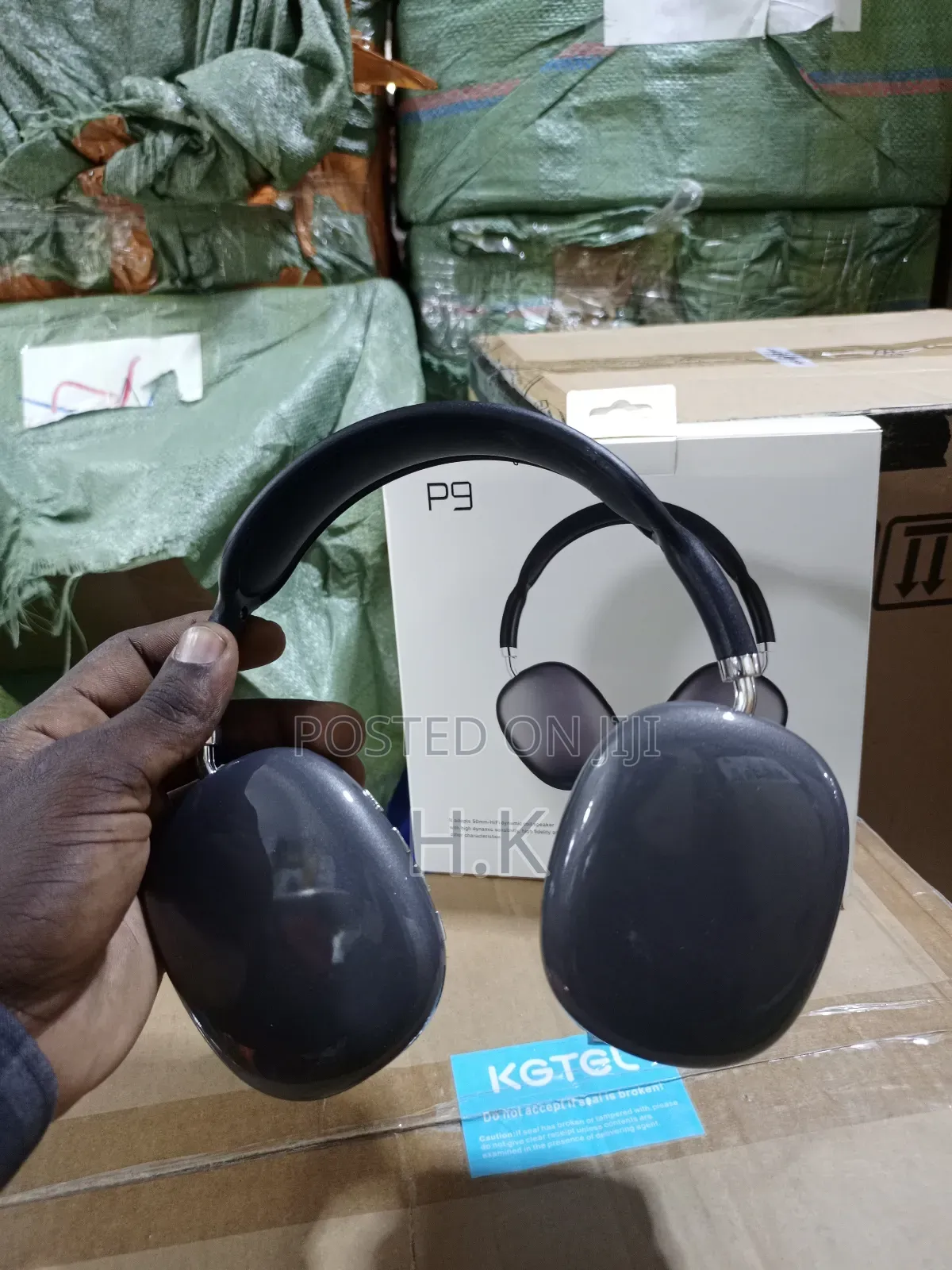 P9 Bluetooth Headphones.