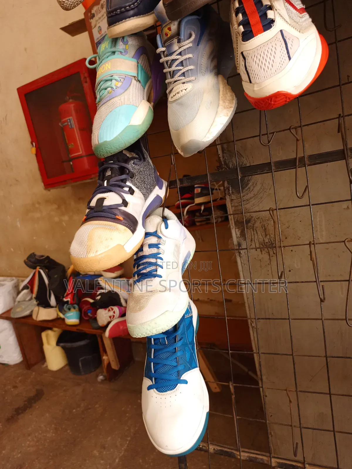 Basketball Show Second Hands Original Material