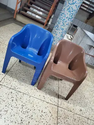 Plastic Chairs Plastic Chairs (Blue/Brown)