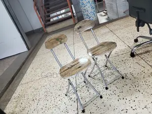 Metallic Leg Reading Chairs