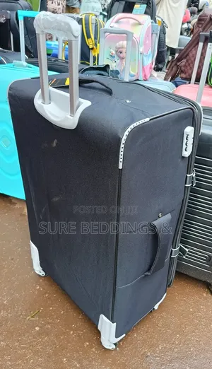 Extra Large Dfavors Suitcase