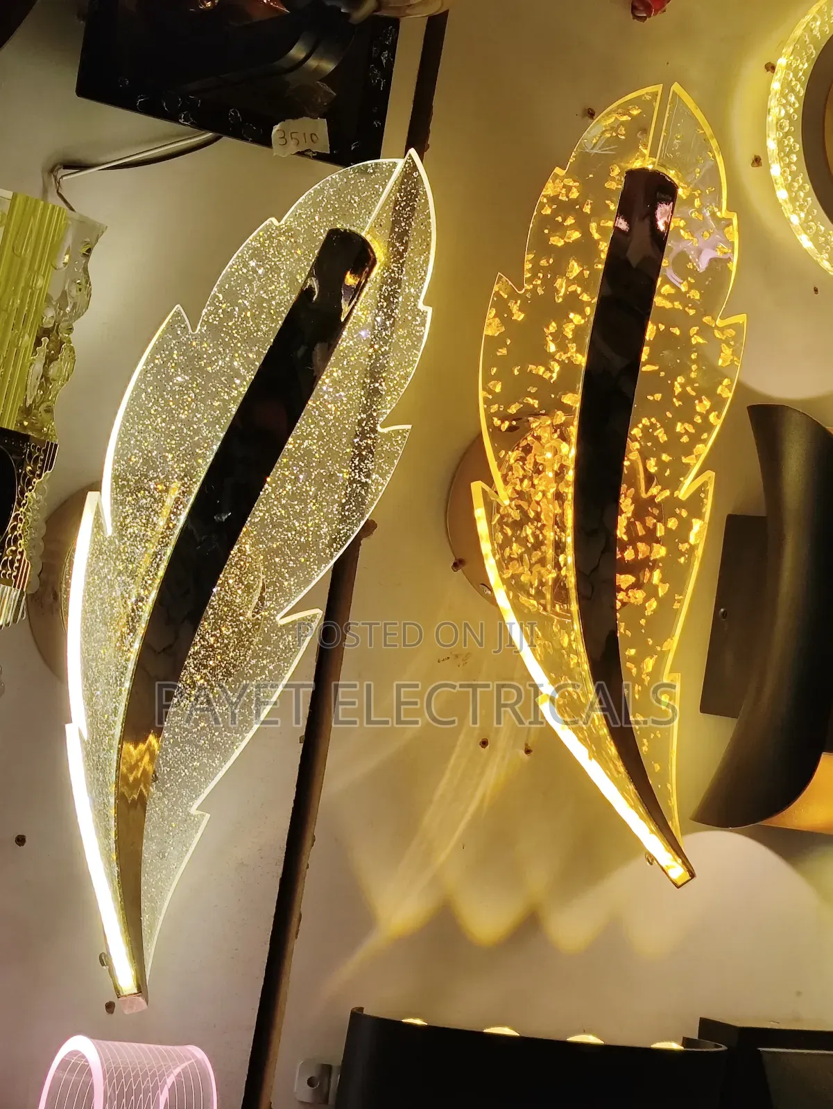  Feather Design Led Wall Light