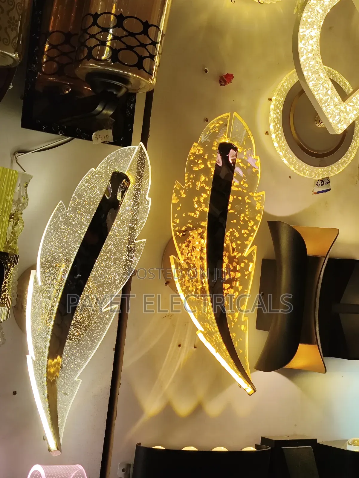  Feather Design Led Wall Light