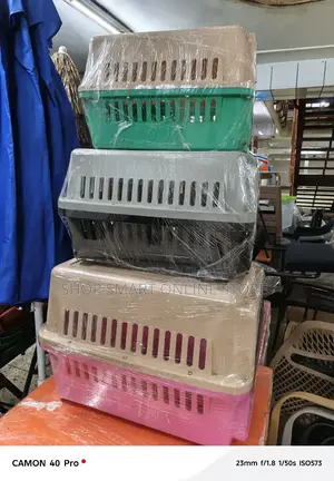 Plastic Cages for Dogs/Cats