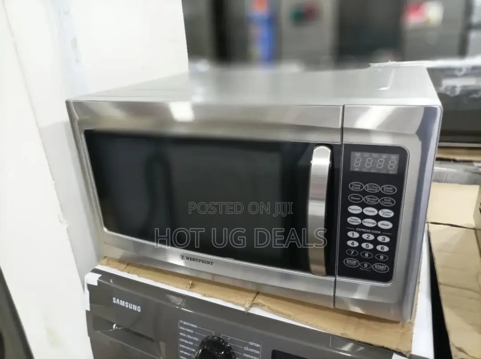 Hisense 42l Digital Microwave With Grill -silver
