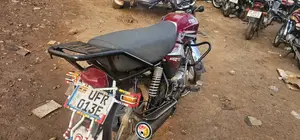 TVS HLX 125 2023 Red