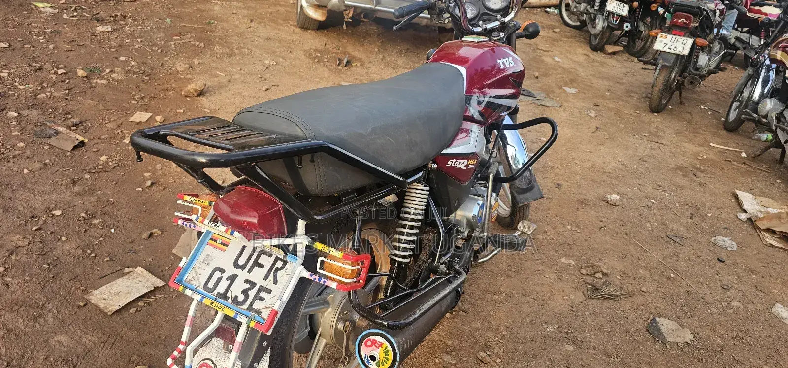 TVS HLX 125 2023 Red