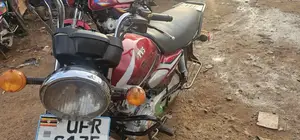 TVS HLX 125 2023 Red