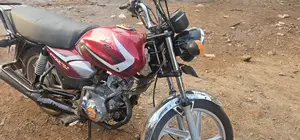 TVS HLX 125 2023 Red