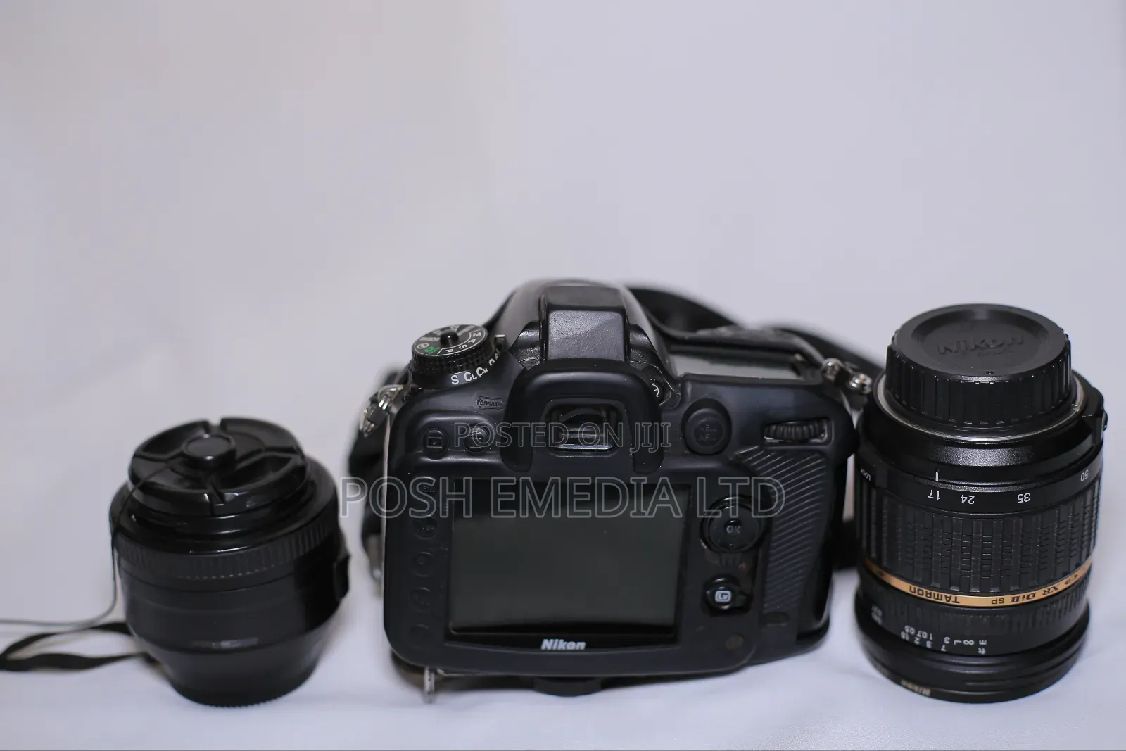 Nikon D7100 With 35mm Lens