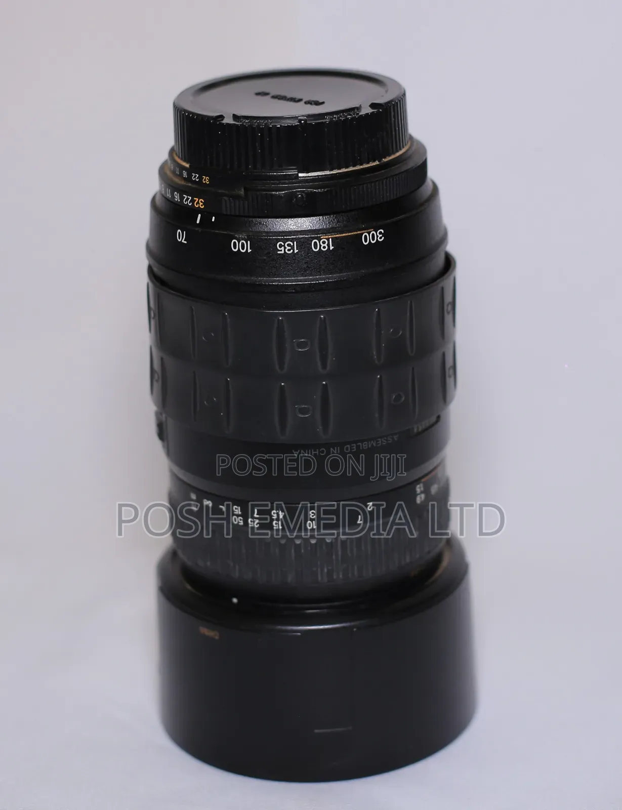 Nikon D7100 With 35mm Lens