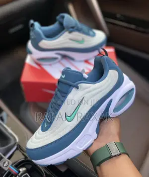 Original Classic Nike Air Max Portal Sneakers