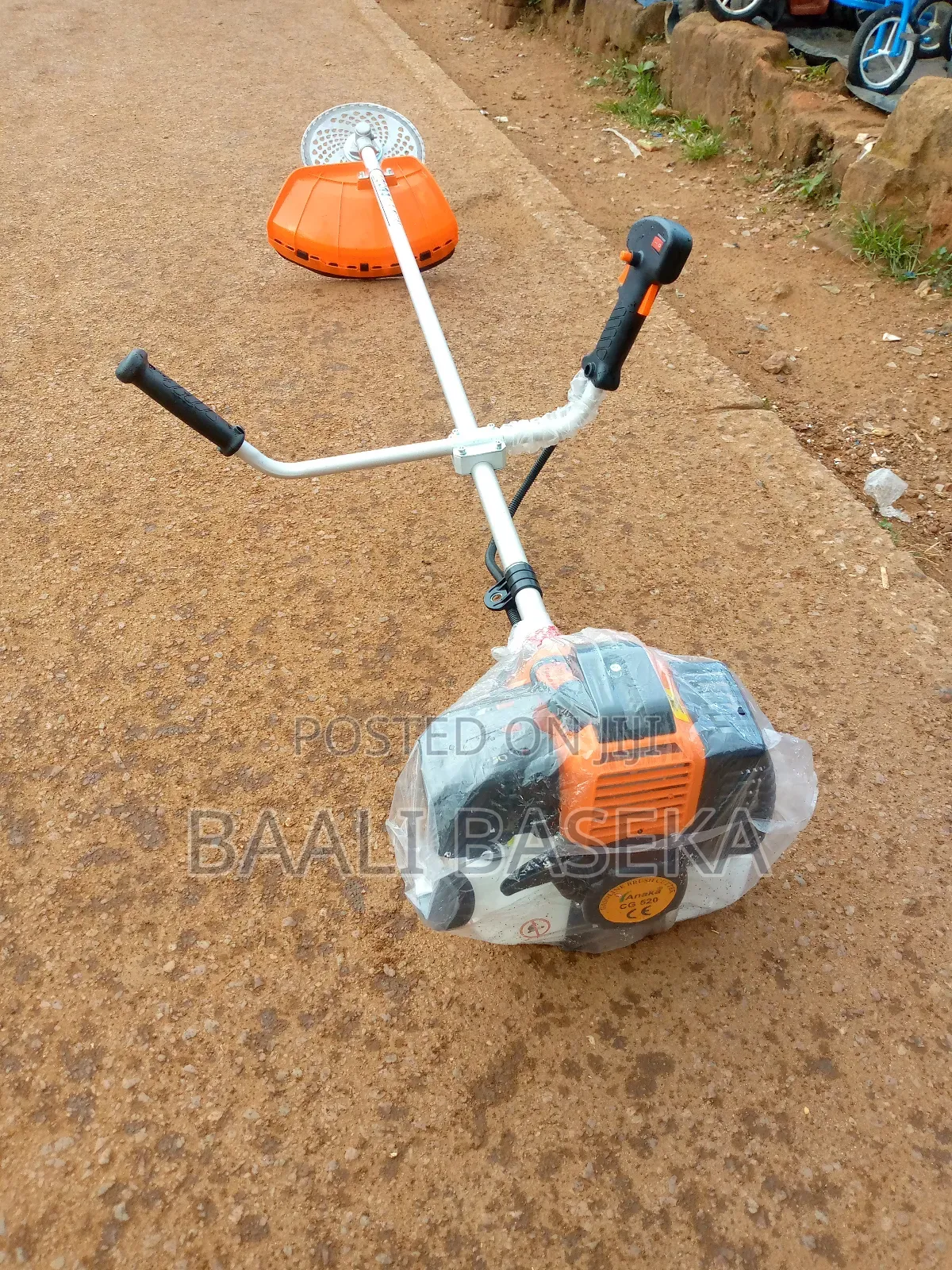 Out Standing Grass Cutting Machine