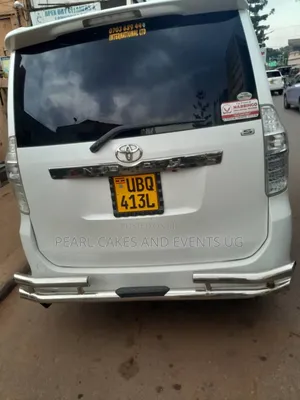 Toyota Noah Special Pearl White New Brand Self Drive Rental8