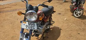 Bajaj Boxer 2025 Red