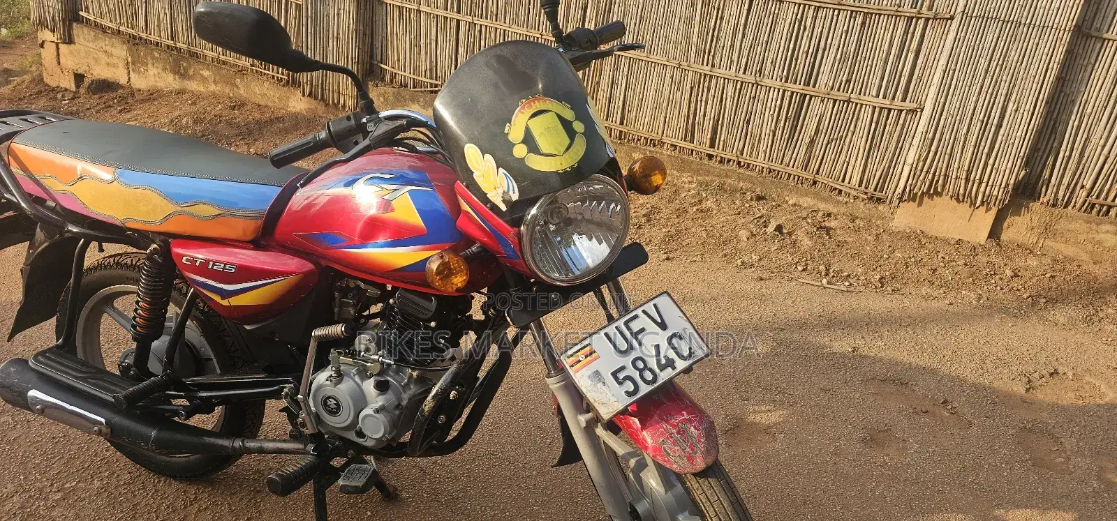 Bajaj Boxer 125 2024 Red