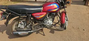Bajaj Boxer 2024 Red
