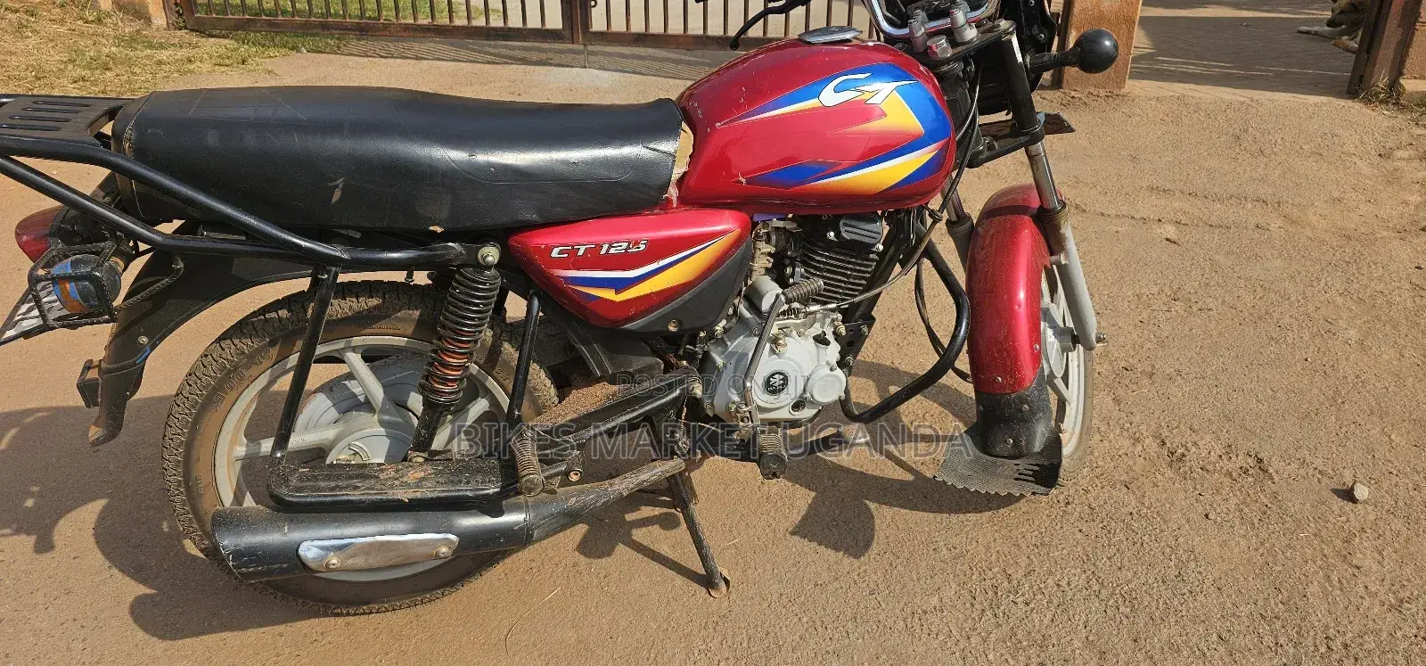 Bajaj Boxer 2024 Red