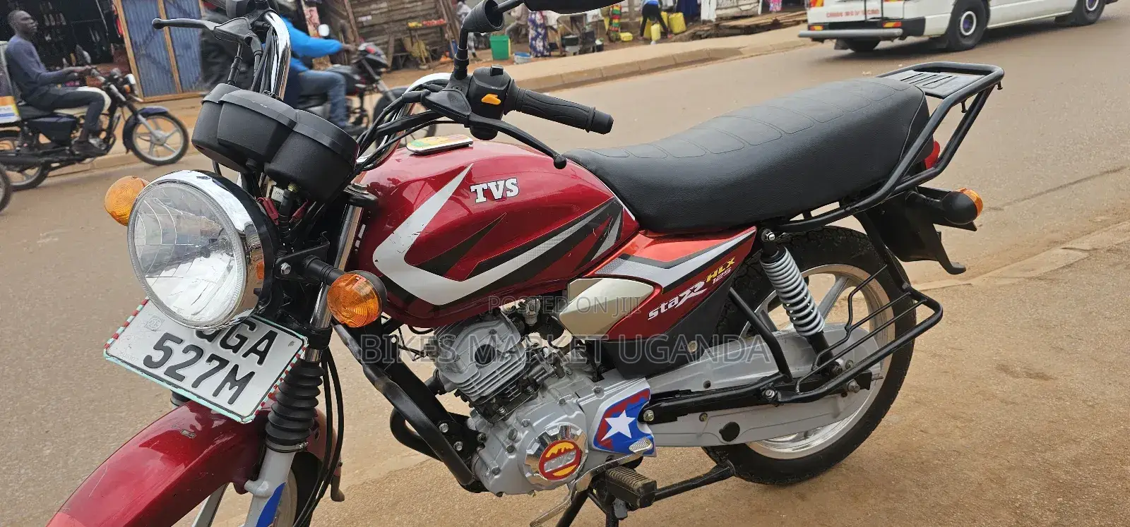 New TVS HLX 125 2024 Red