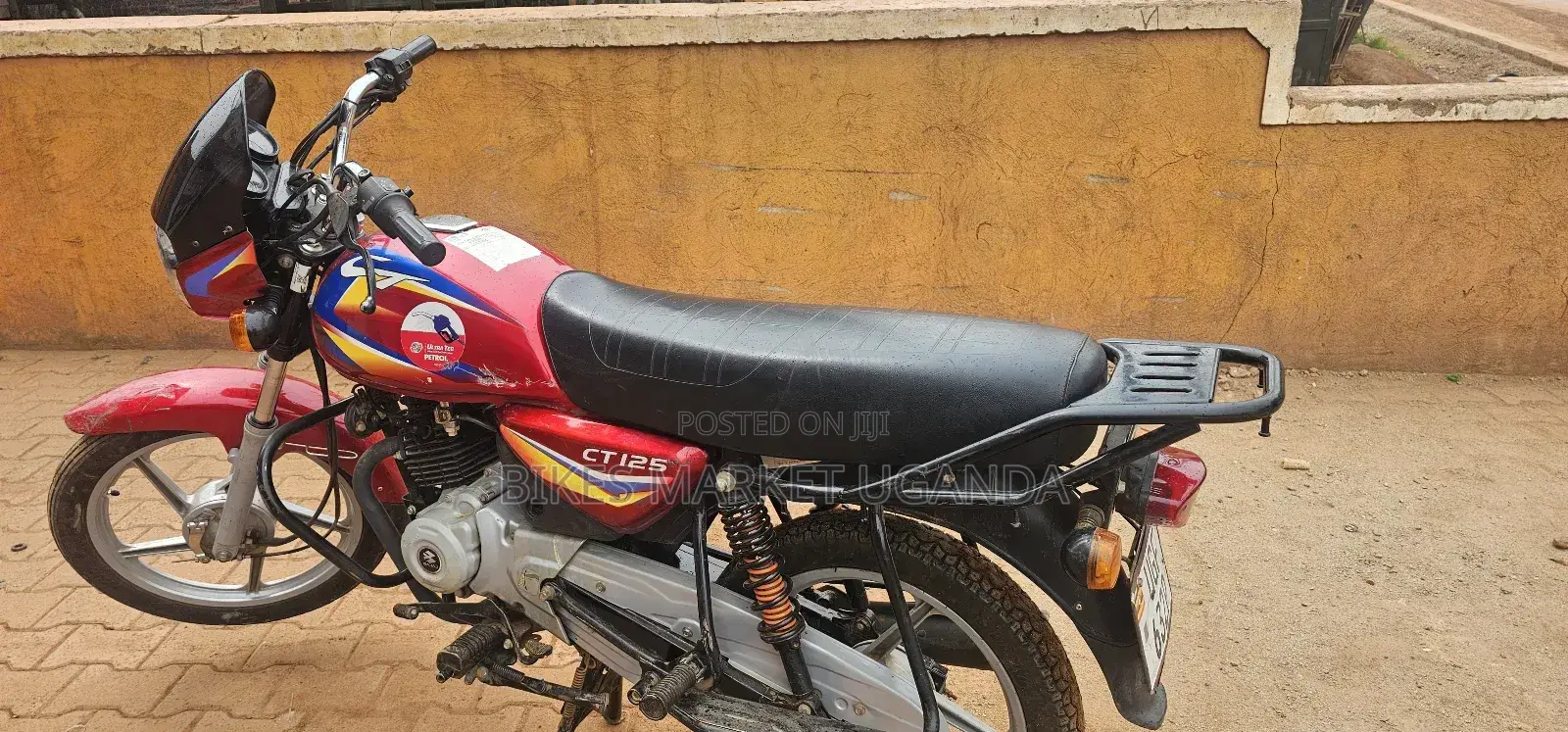 Bajaj Boxer 125 2024 Red
