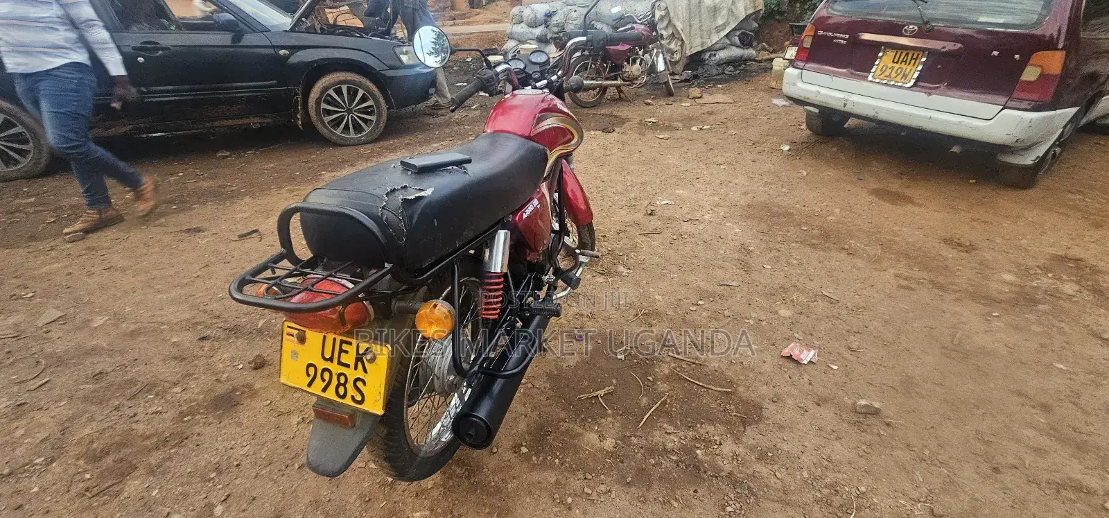 Mahindra Centuro 2018 Red