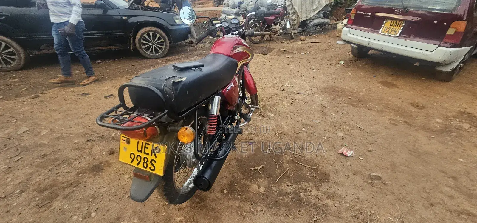 Mahindra Centuro 2018 Red