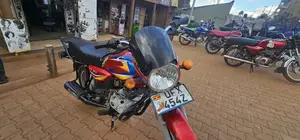 Bajaj Boxer 125 2024 Red