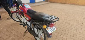 Bajaj Boxer 125 2023 Red