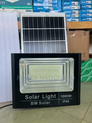 1000w Class 1 Bm Solar Flood Light With Lithium Battery