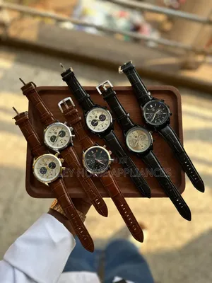 Carrera Stylish Men's Designer Wrist Time at Discount Offer