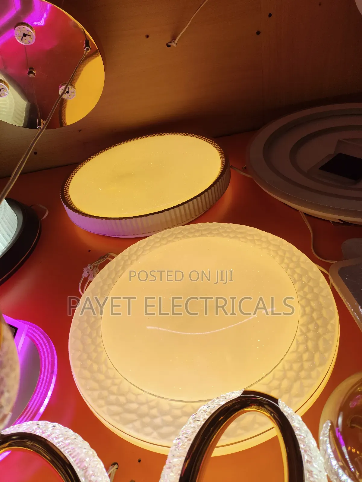 Led Ceiling Light That Changes Colours