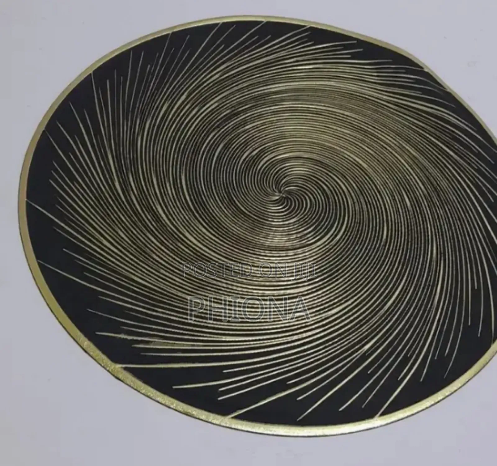Legit Gold and Silver Table Mats for 6 PCS