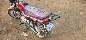 Bajaj Boxer 125 2024 Red