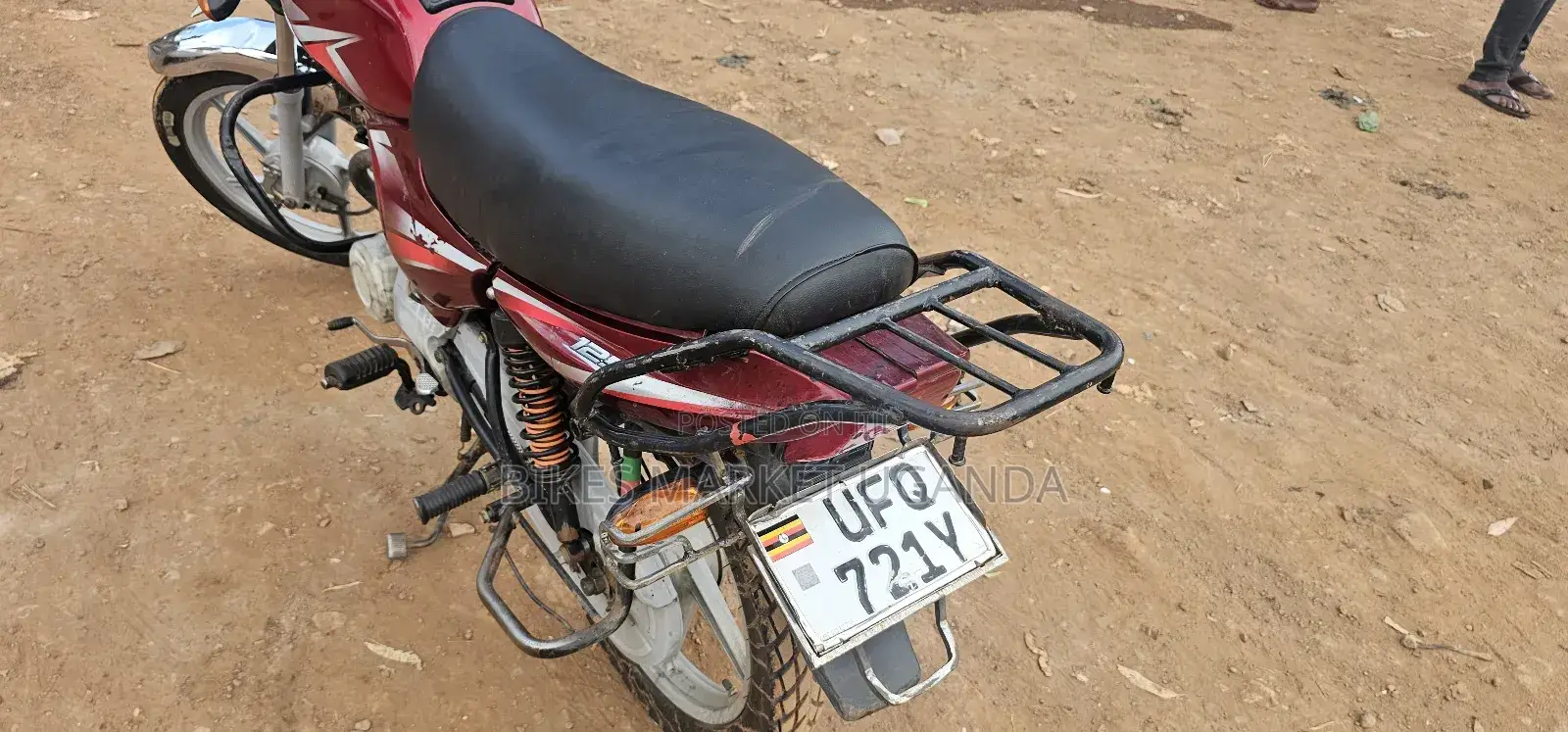 Bajaj Boxer 125 2023 Red