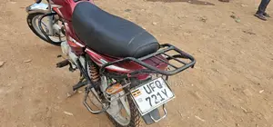 Bajaj Boxer 125 2023 Red