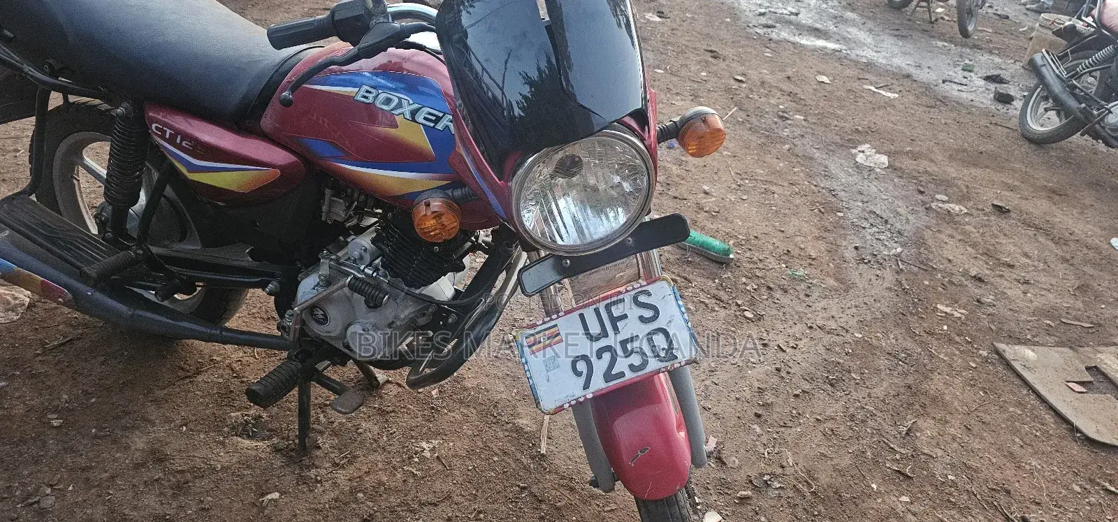 Bajaj Boxer 150 UG 2023 Red