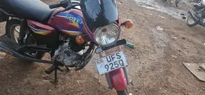 Bajaj Boxer 150 UG 2023 Red