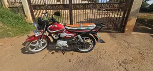 TVS HLX 125 2023 Red