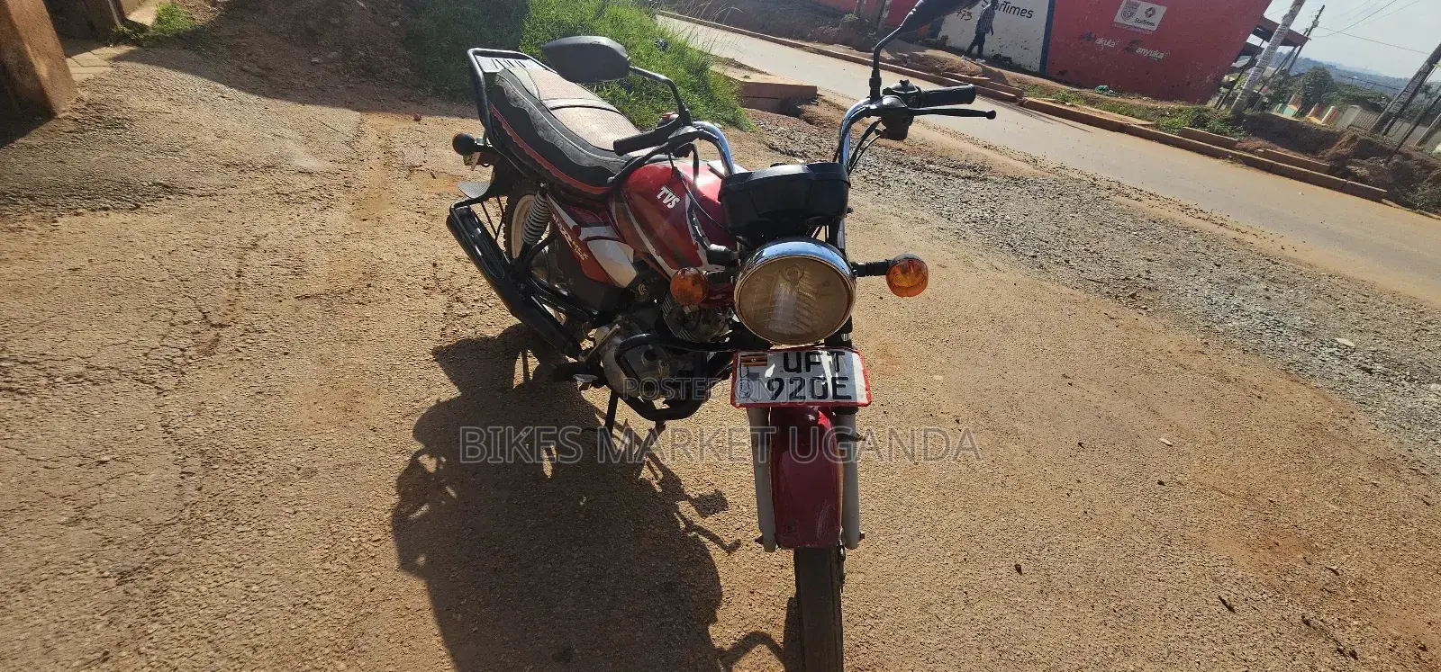 TVS HLX 125 2023 Red