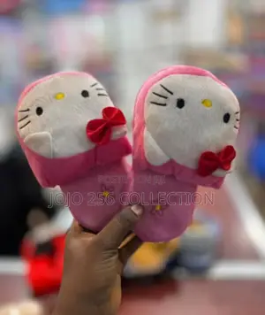 Kids Fluffy House Sandles