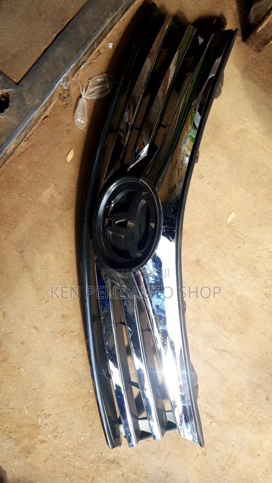Toyota Corolla 2014 - 2016 Grill