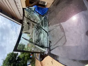 Windscreen Glass Replacement