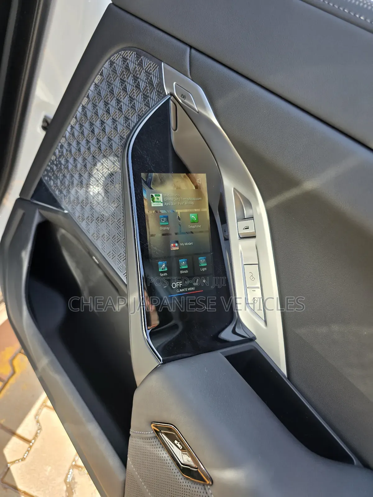 New BMW i7 2024 White