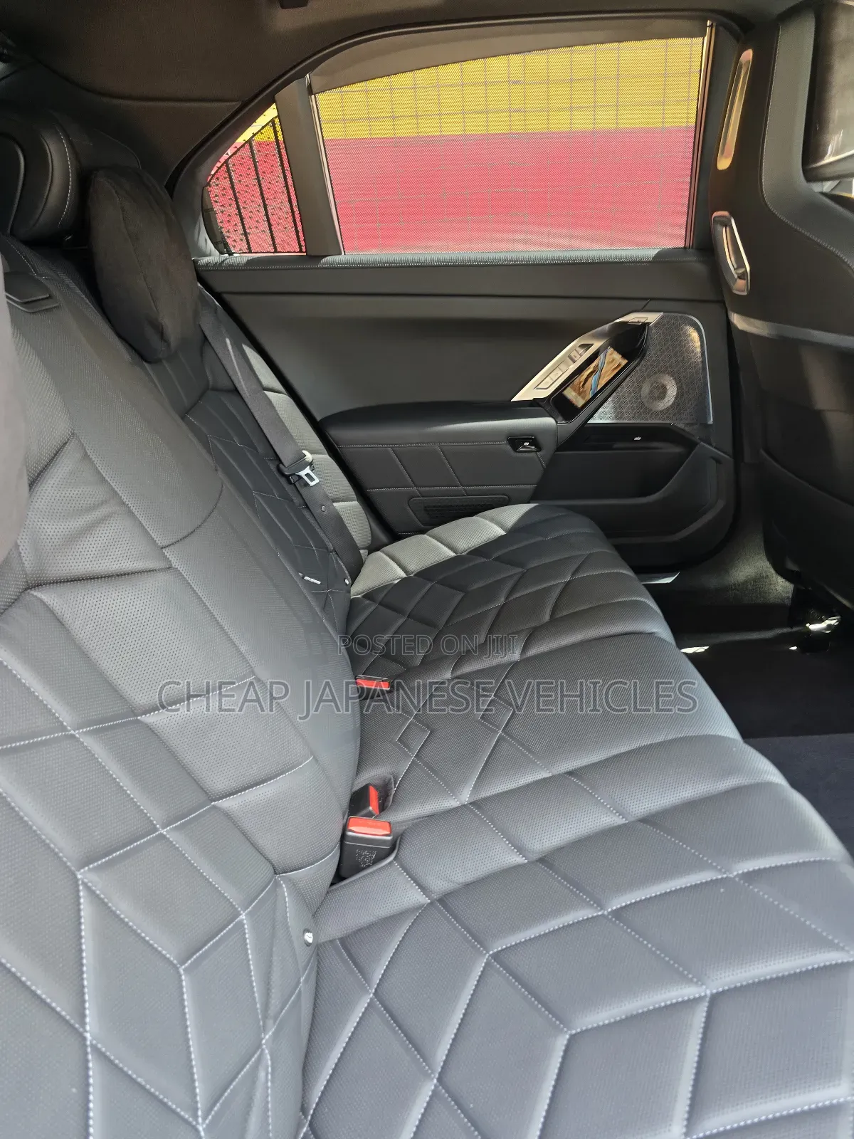 New BMW i7 2024 White