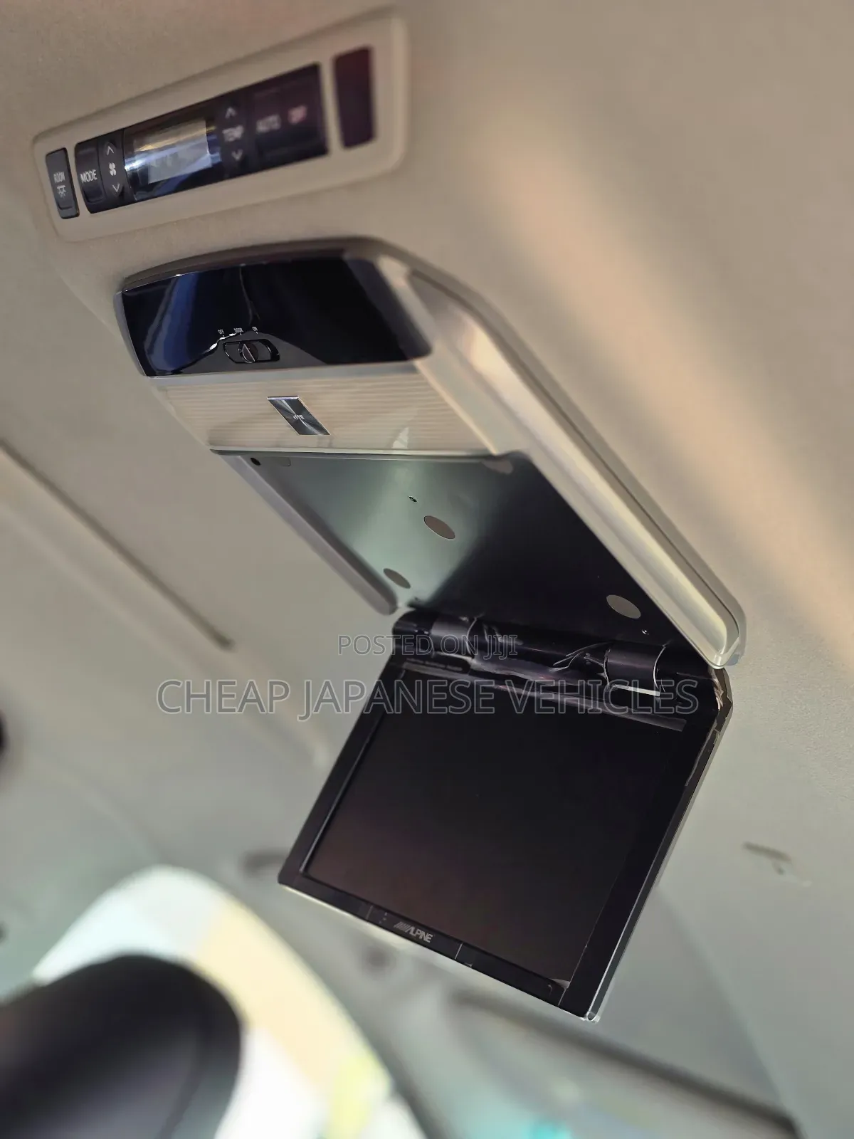 Toyota Alphard 2.4 Petrol AWD 2013 White
