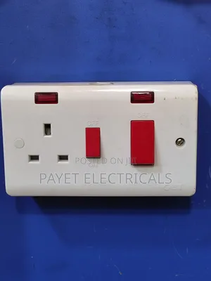 G T Cooker Socket