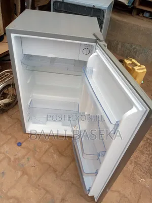 Fridge/Hisense/90litres