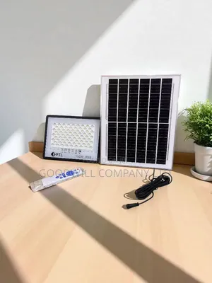 100w Solar Flood Light Pearl Class 1 With Lithium Battery