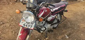 TVS HLX 125 2022 Red