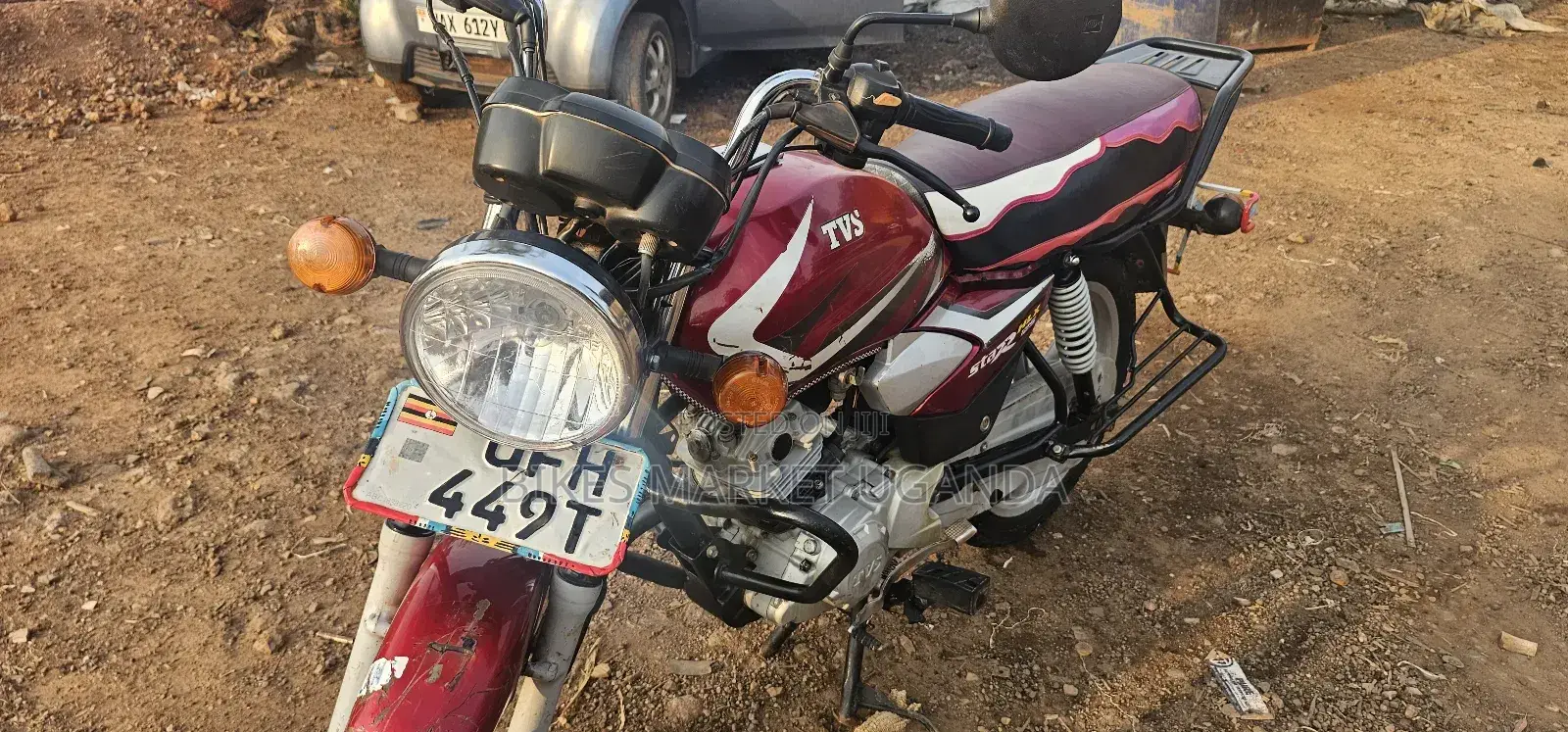 TVS HLX 125 2022 Red